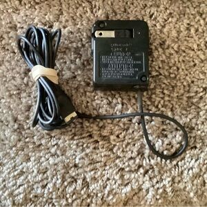 OEM Nintendo Gameboy Advance charger/adapter